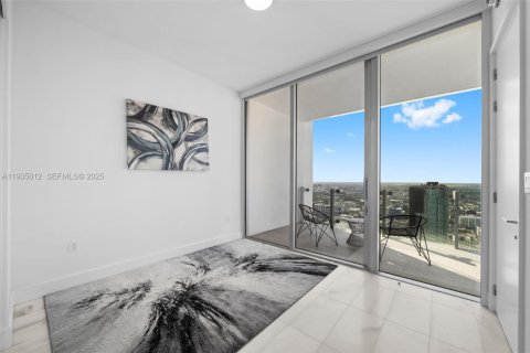 Купить кондоминиум в Майами, Флорида 2 спальни, 105.35м2, № 1993273 - фото 18