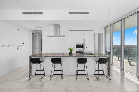 Купить кондоминиум в Майами, Флорида 2 спальни, 105.35м2, № 1993273 - фото 8