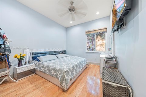 Villa ou maison à vendre à Miramar, Floride: 4 chambres, 229.47 m2 № 2056575 - photo 25