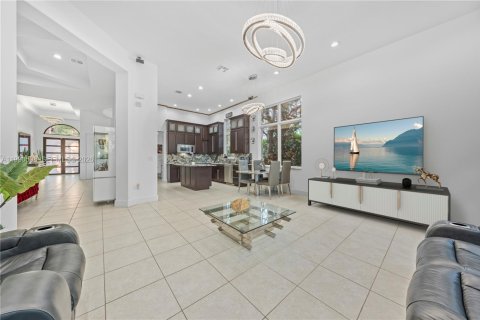 Villa ou maison à vendre à Miramar, Floride: 4 chambres, 229.47 m2 № 2056575 - photo 7