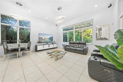 Villa ou maison à vendre à Miramar, Floride: 4 chambres, 229.47 m2 № 2056575 - photo 14