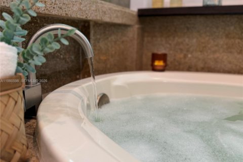 Villa ou maison à vendre à Miramar, Floride: 4 chambres, 229.47 m2 № 2056575 - photo 20