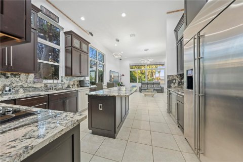 Villa ou maison à vendre à Miramar, Floride: 4 chambres, 229.47 m2 № 2056575 - photo 12