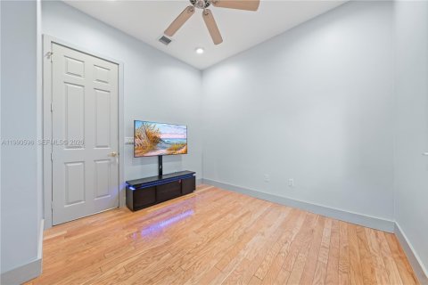 Villa ou maison à vendre à Miramar, Floride: 4 chambres, 229.47 m2 № 2056575 - photo 24