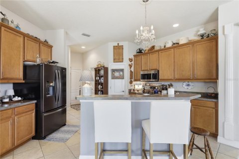 House in Palm Coast, Florida 3 bedrooms, 203.73 sq.m. № 2214476 - photo 8