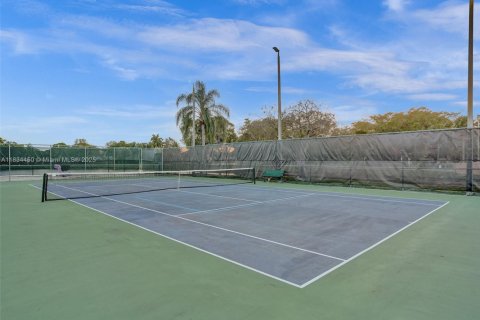 House in Coconut Creek, Florida 3 bedrooms, 122.54 sq.m. № 1817712 - photo 28