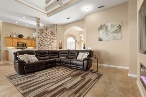 House in Palm Coast, Florida 4 bedrooms, 202.16 sq.m. № 2396424 - photo 6