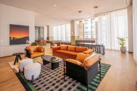 Condo in Miami, Florida № 2252119 - photo 10