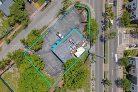 Propiedad comercial en venta en Fort Lauderdale, Florida № 1887987 - foto 16
