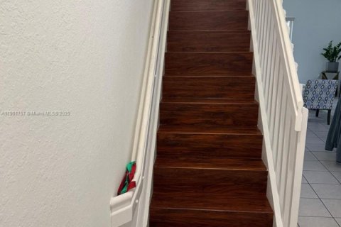 Condo in Doral, Florida, 2 bedrooms  № 1953510 - photo 10