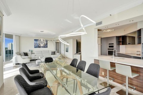Condominio en venta en Fort Lauderdale, Florida, 3 dormitorios, 215.35 m2 № 2177612 - foto 7
