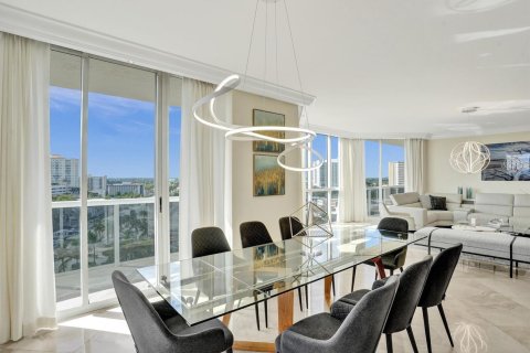 Condominio en venta en Fort Lauderdale, Florida, 3 dormitorios, 215.35 m2 № 2177612 - foto 6