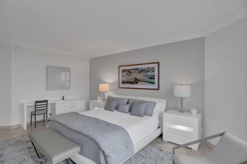 Condominio en venta en Fort Lauderdale, Florida, 3 dormitorios, 215.35 m2 № 2177612 - foto 14