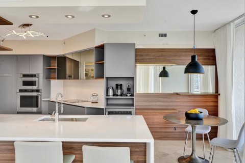 Condominio en venta en Fort Lauderdale, Florida, 3 dormitorios, 215.35 m2 № 2177612 - foto 9