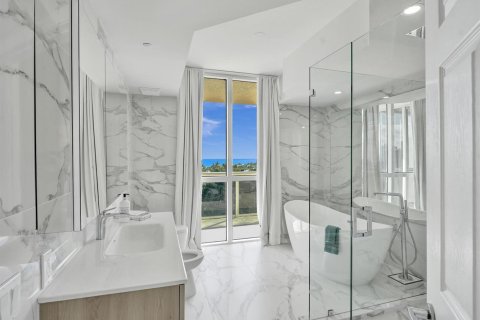 Condominio en venta en Fort Lauderdale, Florida, 3 dormitorios, 215.35 m2 № 2177612 - foto 16