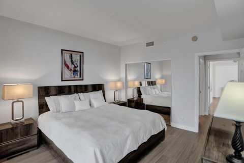 Condominio en venta en Fort Lauderdale, Florida, 3 dormitorios, 215.35 m2 № 2177612 - foto 25