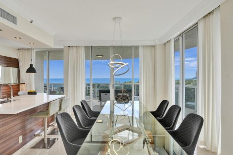 Condominio en venta en Fort Lauderdale, Florida, 3 dormitorios, 215.35 m2 № 2177612 - foto 5