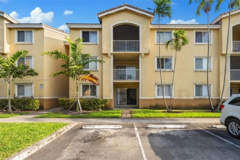 Condominio en venta en Davie, Florida, 2 dormitorios, 104.42 m2 № 1735816 - foto 22