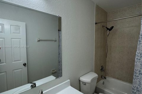 Купить виллу или дом в Хомстед, Флорида 4 спальни, 132.2м2, № 2051086 - фото 24