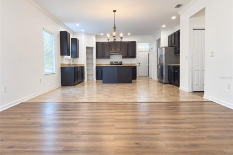 Villa ou maison à louer à Kissimmee, Floride: 3 chambres, 185.8 m2 № 2386622 - photo 9