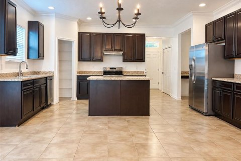 Villa ou maison à louer à Kissimmee, Floride: 3 chambres, 185.8 m2 № 2386622 - photo 4