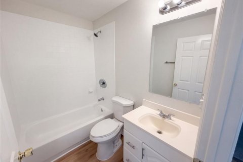 Villa ou maison à vendre à Palm Bay, Floride: 3 chambres, 123.84 m2 № 2398808 - photo 22