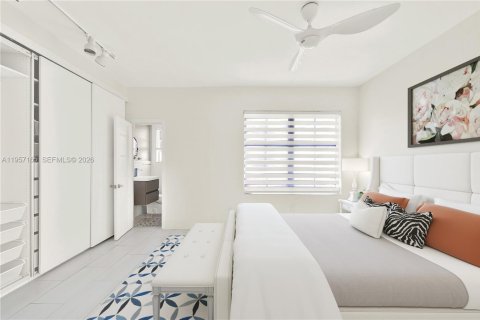 Condominio en alquiler en Miami Beach, Florida, 2 dormitorios, 73.39 m2 № 2011214 - foto 16