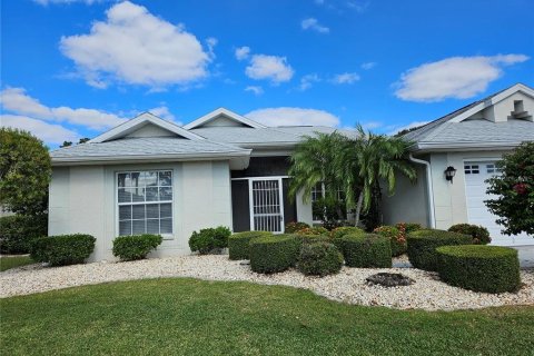 Casa en venta en Sun City Center, Florida, 3 dormitorios, 176.61 m2 № 1520554 - foto 1