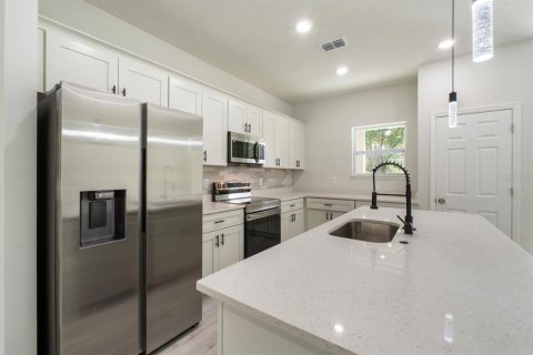 Купить виллу или дом в Даннеллон, Флорида 3 комнаты, 142.05м2, № 1902409 - фото 10