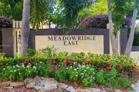 Condo in Deerfield Beach, Florida, 2 bedrooms  № 2064896 - photo 17