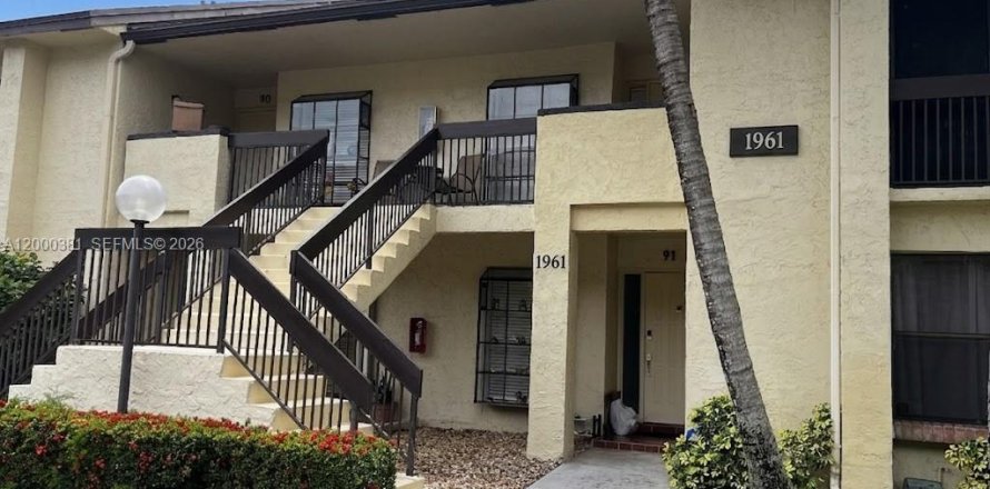 Condo in Deerfield Beach, Florida, 2 bedrooms  № 2064896
