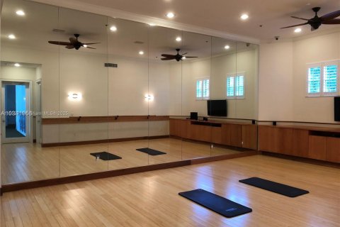 Купить кондоминиум в Авентура, Флорида 2 спальни, 110.65м2, № 1958194 - фото 23