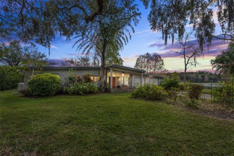 House in Apopka, Florida 3 bedrooms, 152.73 sq.m. № 1734484 - photo 30