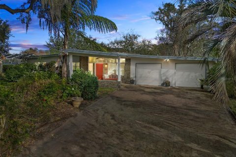 House in Apopka, Florida 3 bedrooms, 152.73 sq.m. № 1734484 - photo 27