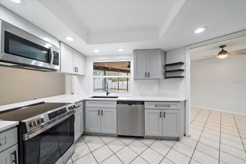 Купить виллу или дом в Сарасота, Флорида 8 комнат, 153.85м2, № 2145500 - фото 7