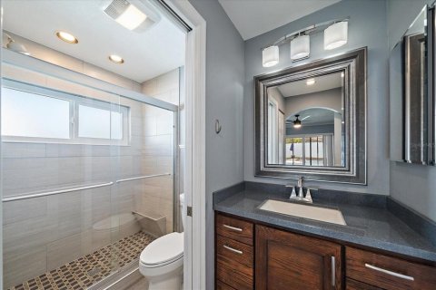 Купить виллу или дом в Сарасота, Флорида 8 комнат, 153.85м2, № 2145500 - фото 19