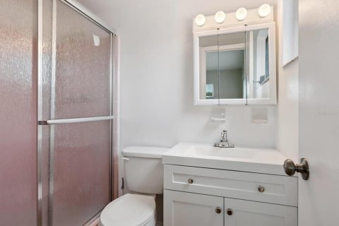 Condominio en venta en Bradenton, Florida, 2 dormitorios, 95.32 m2 № 1824812 - foto 19