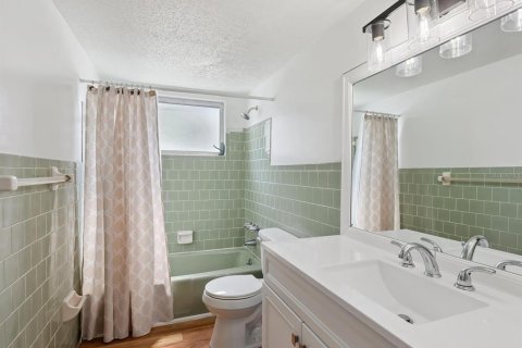 Condominio en venta en Bradenton, Florida, 2 dormitorios, 95.32 m2 № 1824812 - foto 22