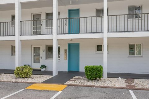 Condominio en venta en Bradenton, Florida, 2 dormitorios, 95.32 m2 № 1824812 - foto 4