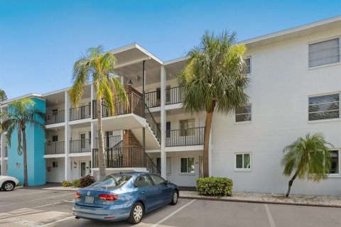 Condominio en venta en Bradenton, Florida, 2 dormitorios, 95.32 m2 № 1824812 - foto 2