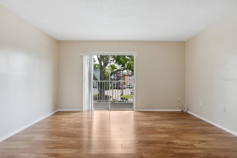 Condominio en venta en Bradenton, Florida, 2 dormitorios, 95.32 m2 № 1824812 - foto 9