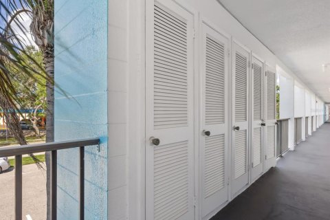 Condominio en venta en Bradenton, Florida, 2 dormitorios, 95.32 m2 № 1824812 - foto 23