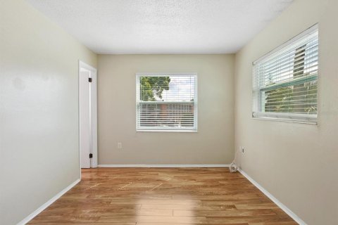 Condominio en venta en Bradenton, Florida, 2 dormitorios, 95.32 m2 № 1824812 - foto 17