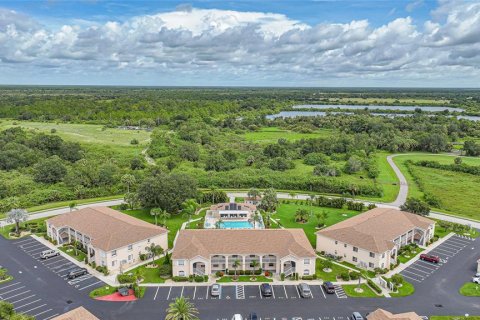 Copropriété à vendre à Lake Suzy, Floride: 2 chambres, 106.37 m2 № 1910208 - photo 2