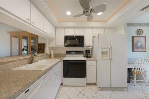 Copropriété à vendre à Lake Suzy, Floride: 2 chambres, 106.37 m2 № 1910208 - photo 10