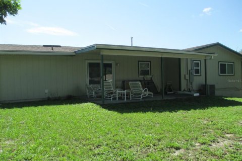 Villa ou maison à vendre à Spring Hill, Floride: 4 chambres, 132.29 m2 № 1307463 - photo 2