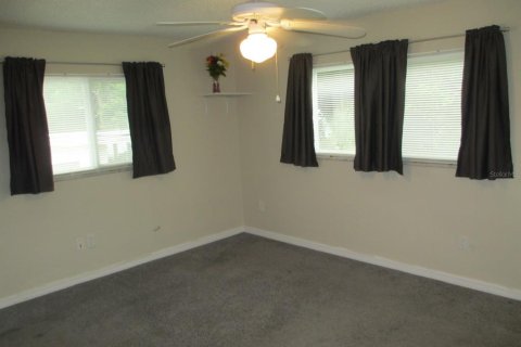 Villa ou maison à vendre à Spring Hill, Floride: 4 chambres, 132.29 m2 № 1307463 - photo 11