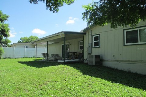 Villa ou maison à vendre à Spring Hill, Floride: 4 chambres, 132.29 m2 № 1307463 - photo 5