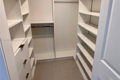 Apartamento en alquiler en Davie, Florida, 2 dormitorios, 104.42 m2 № 2004431 - foto 6