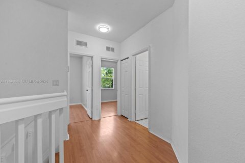 Adosado en alquiler en Miramar, Florida, 4 dormitorios, 180.14 m2 № 2056378 - foto 26